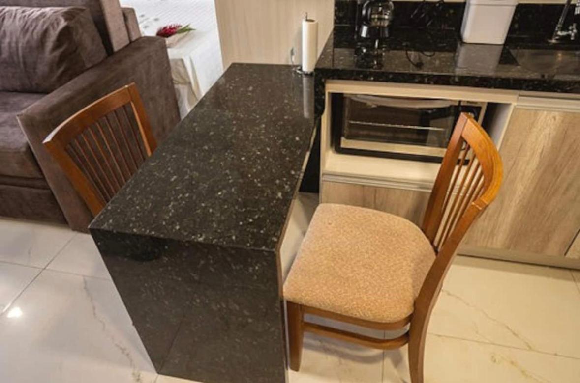 מנאוס Tropical Executive Hotel N 619 מראה חיצוני תמונה